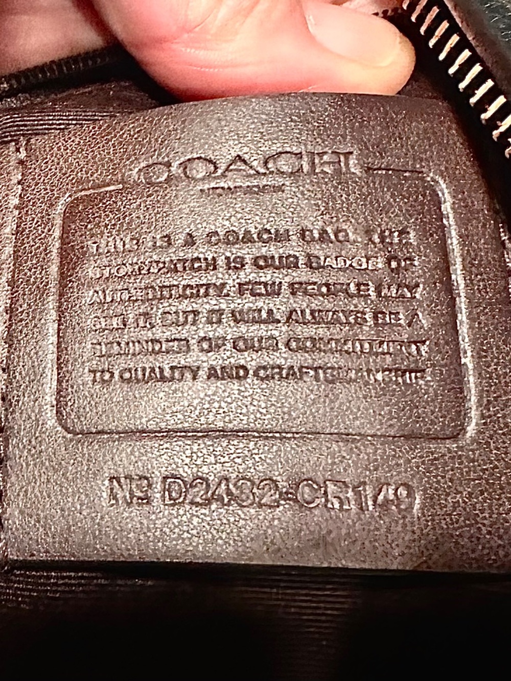 COACH Laurel Shoulder Bag In Signature Canvas - Picture 3 of 7